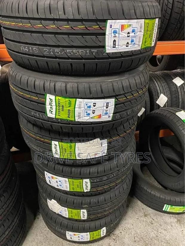 215/55 R17 Rapid Tyre( China)