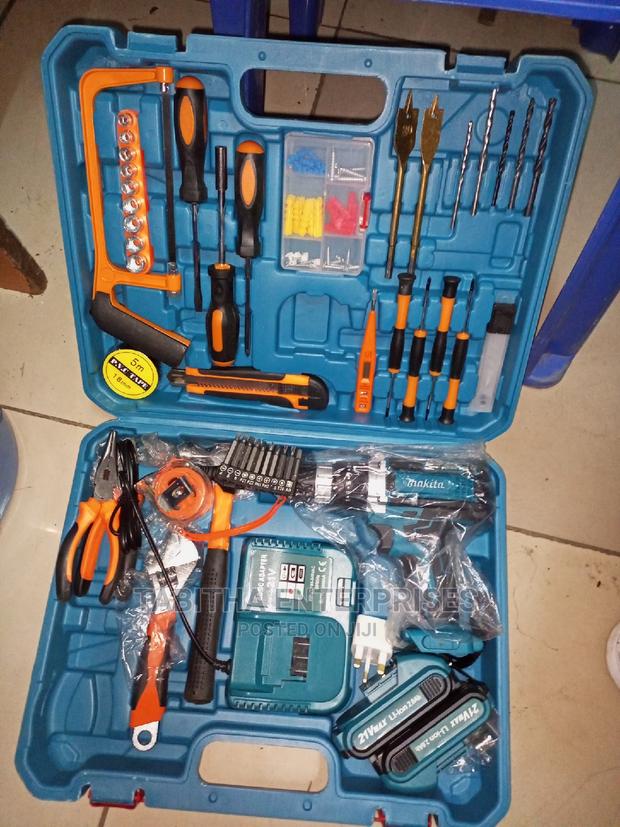 Toolkit Cordless Drill - main view