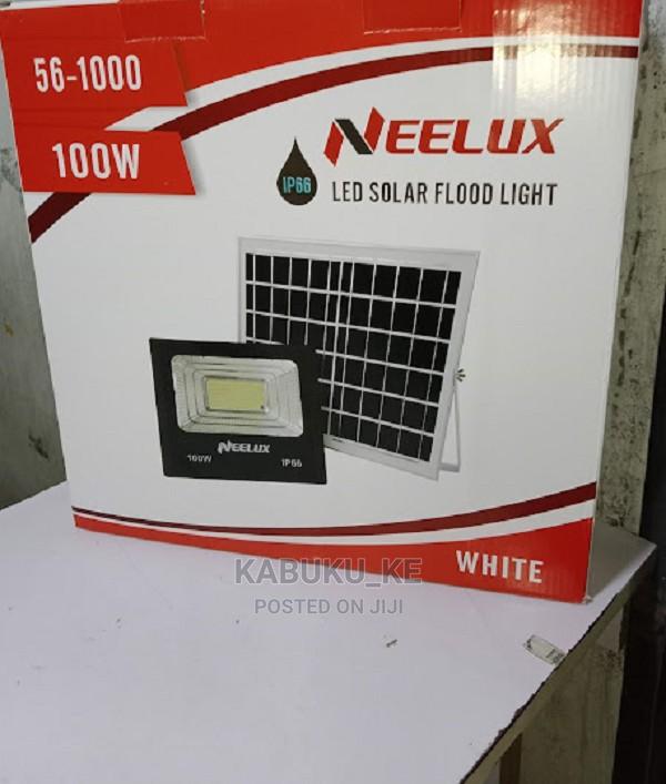 100W Watts Quality Remote Controlled Solar Floodlight