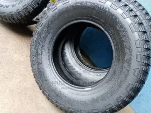 235/75r15 Goodyear Tyre Made in Canada (A/T)