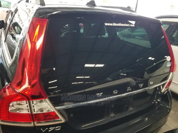 Volvo V70 2015 Black - thumbnail 8
