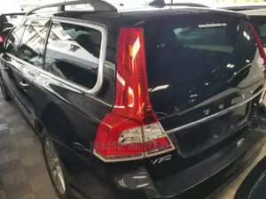 Volvo V70 2015 Black