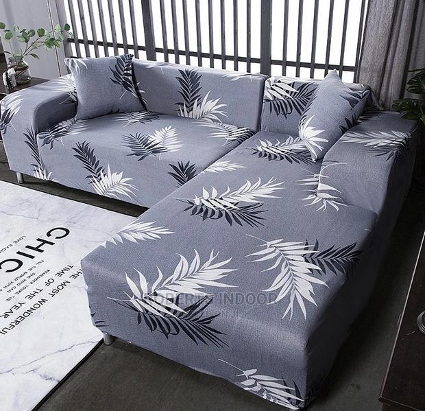 Printed Elegant Sofa Cover