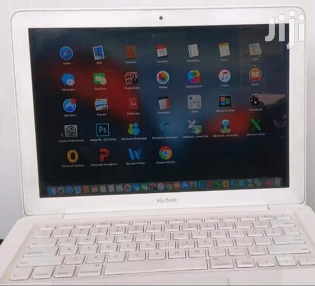 Laptop Apple MacBook 4GB Intel Core 2 Duo HDD 320GB - thumbnail 2