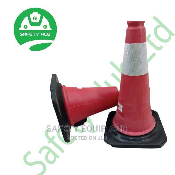 75cm Safety Cones - main view