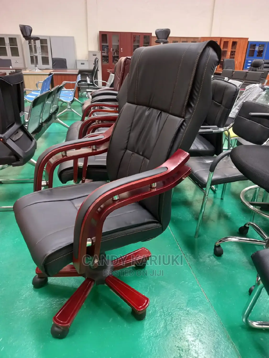Super Executive Office Seat