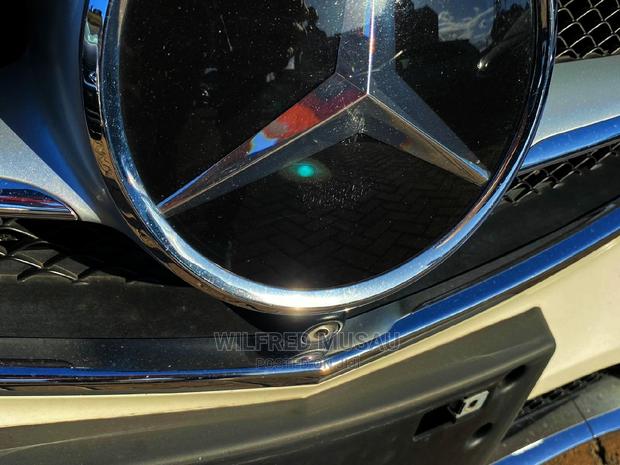 Mercedes-Benz E250 2015 White - thumbnail 3