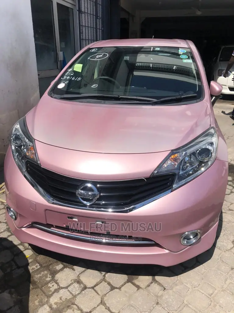 Nissan Note 2015 Pink