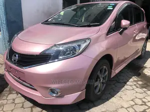 Nissan Note 2015 Pink