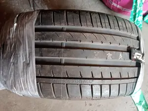 275/40r19 Falken Tyre