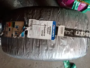 275/40r19 Falken Tyre