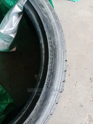 225/40r19 Roadcruza Tyre