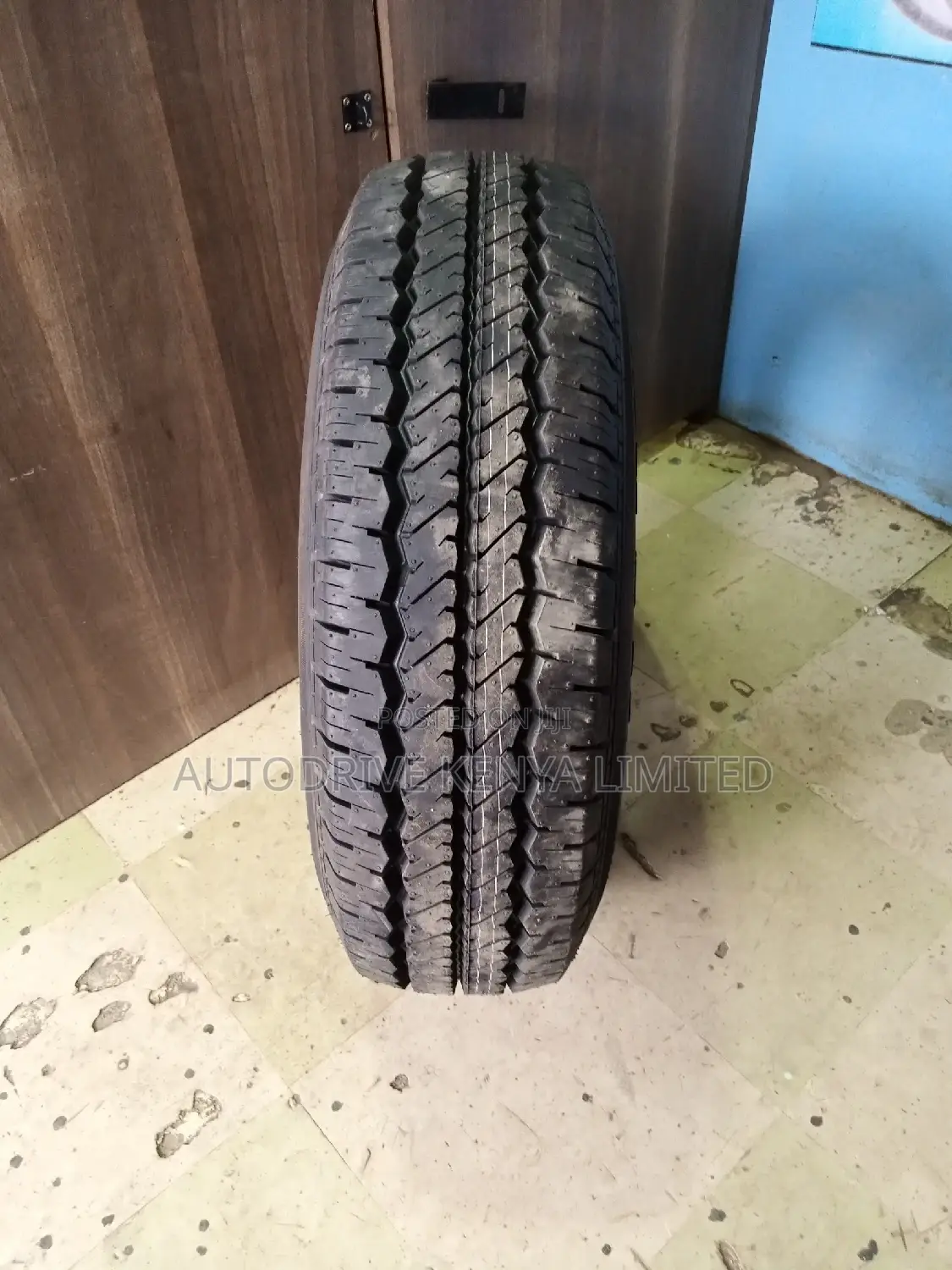 195R14C Maxtrek