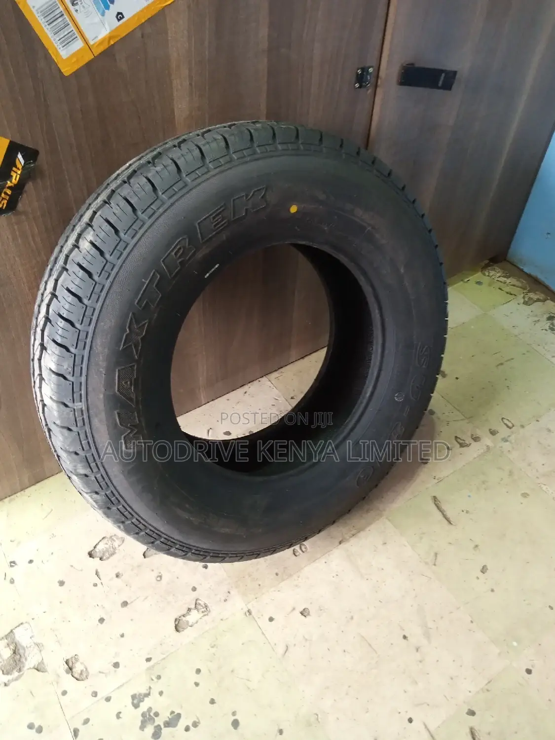 195R14C Maxtrek