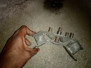 Gear Box Mounting(Automatic)