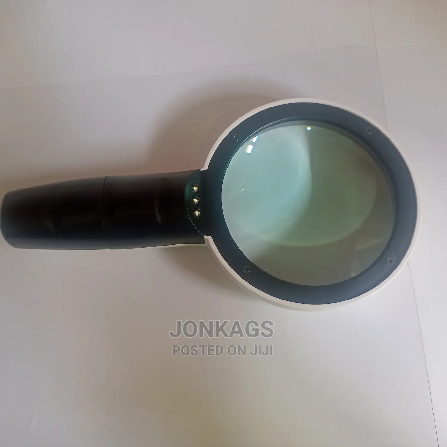 Thick Lens Magnifying Glass