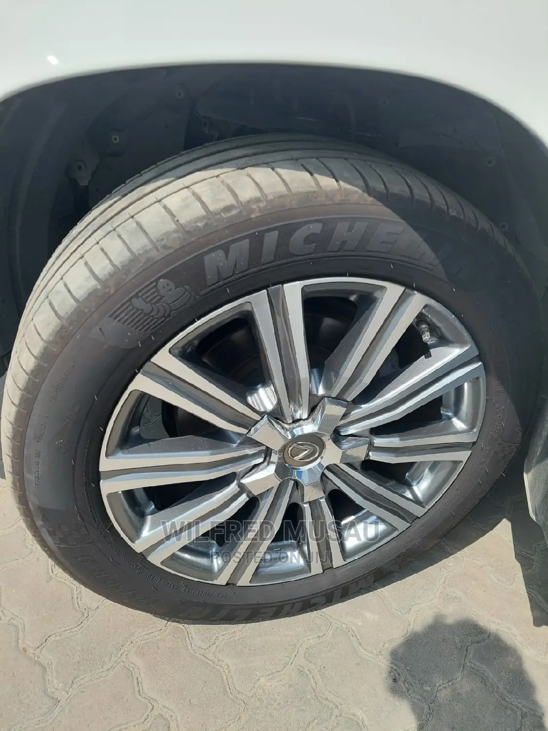 Lexus LX 2017 White
