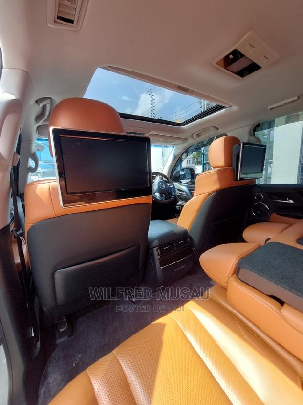 Lexus LX 2017 White - thumbnail 11