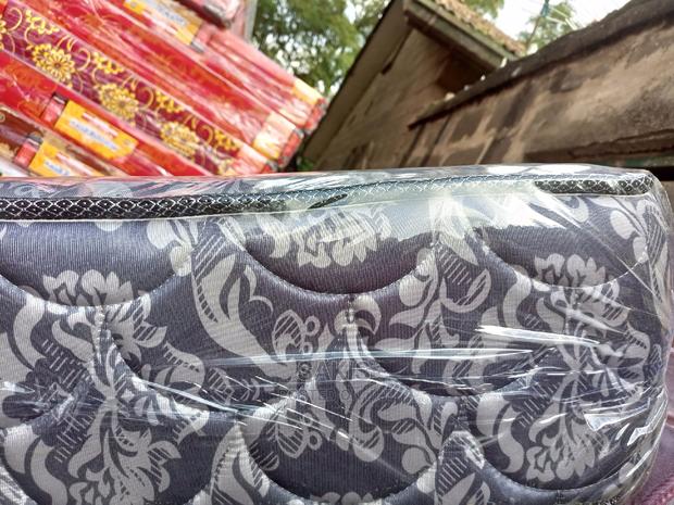 QUILTED? 6*5 Mattresses. Heavy Duty 8" Free Delivery - main view