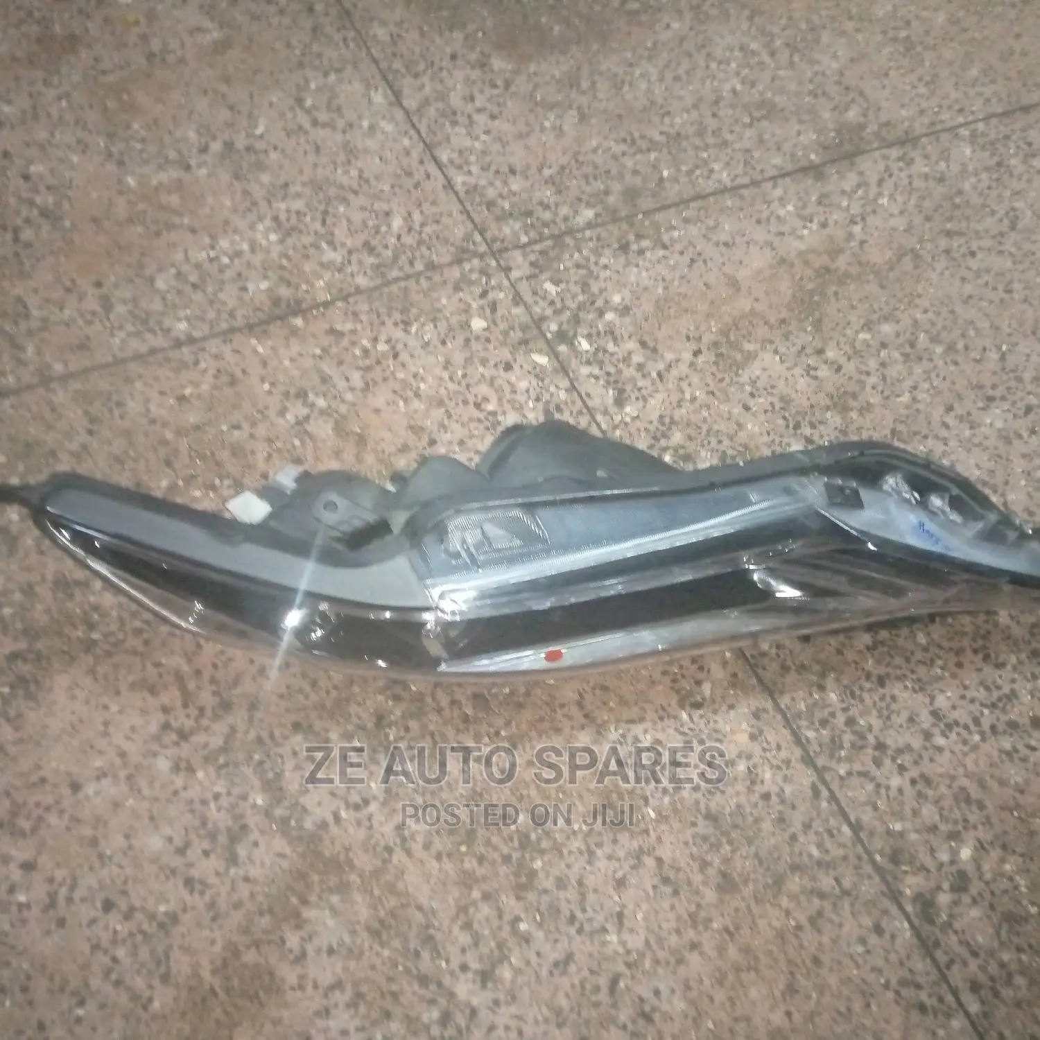 Harrier 2014 Headlight Non Xenon