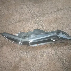 Harrier 2014 Headlight Non Xenon