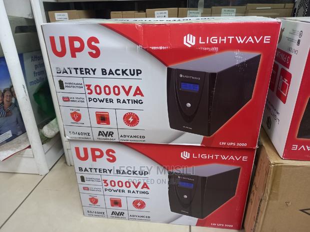 Lightwave UPS 3000 VA - main view