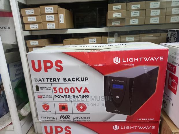 Lightwave UPS 3000 VA - thumbnail 3