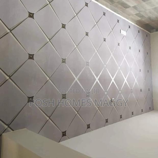 Luxury Wallpapers - main view