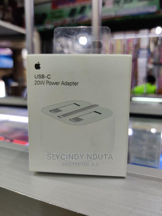 Apple Usb C 20w Power Adapter - main view