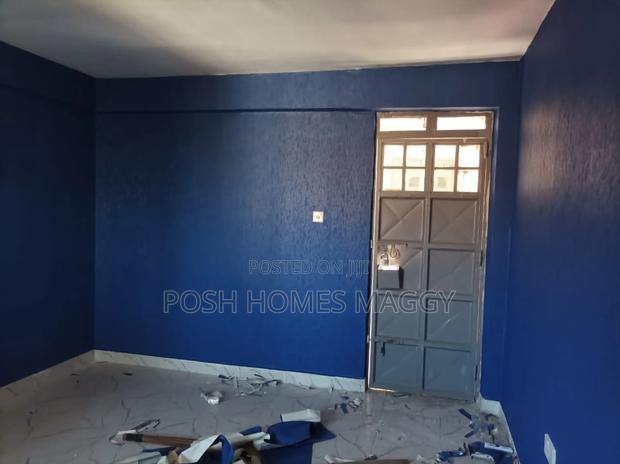 Luxury Wallpapers - main view