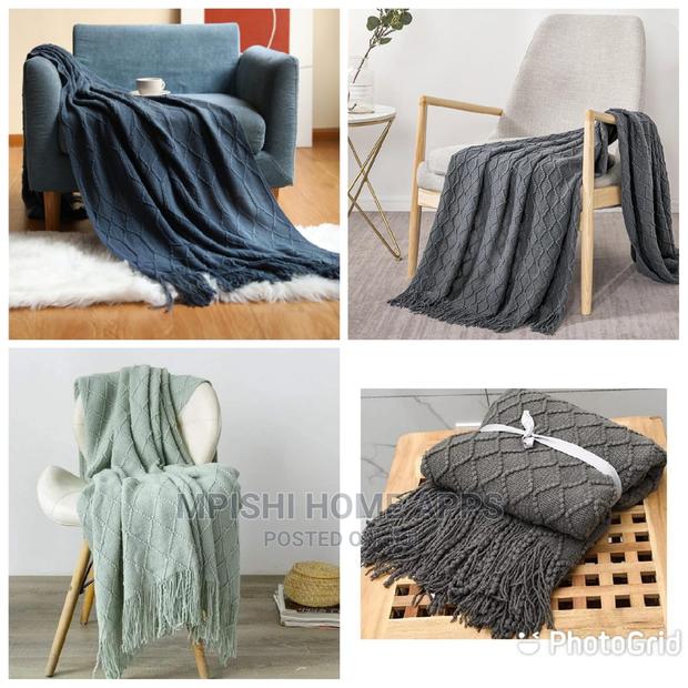 Knitted Throw Blankets - main view