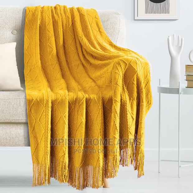 Knitted Throw Blankets - thumbnail 5