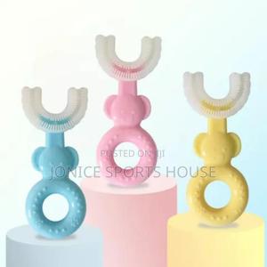 Kid's Toothbrush - thumbnail 2