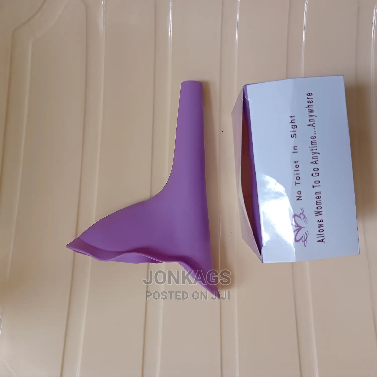 Travel Portable Female Urinary Device