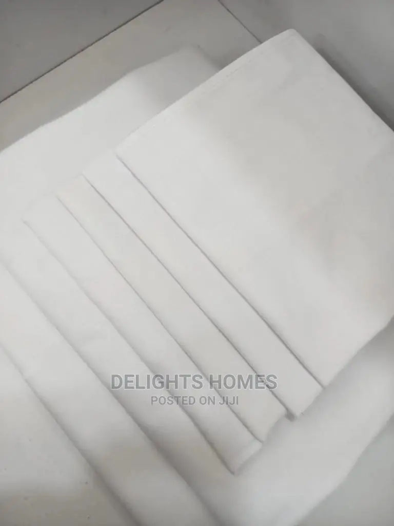 Plain White Bedsheet 7x8