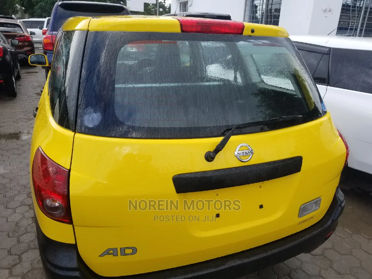 Nissan Advan 2015 Yellow