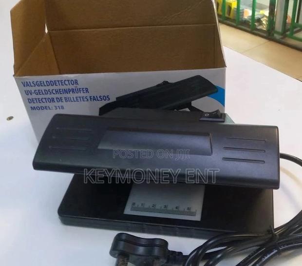 Money Detector UV Ultraviolet Light (Model 318)