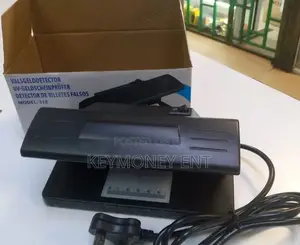 Counterfeit Money Detector UV Ultraviolet Light (Model 318)