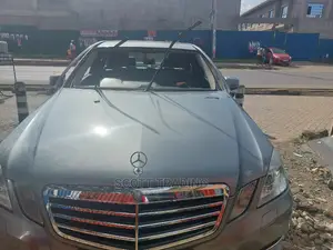 Mercedes W212 Front Windscreen