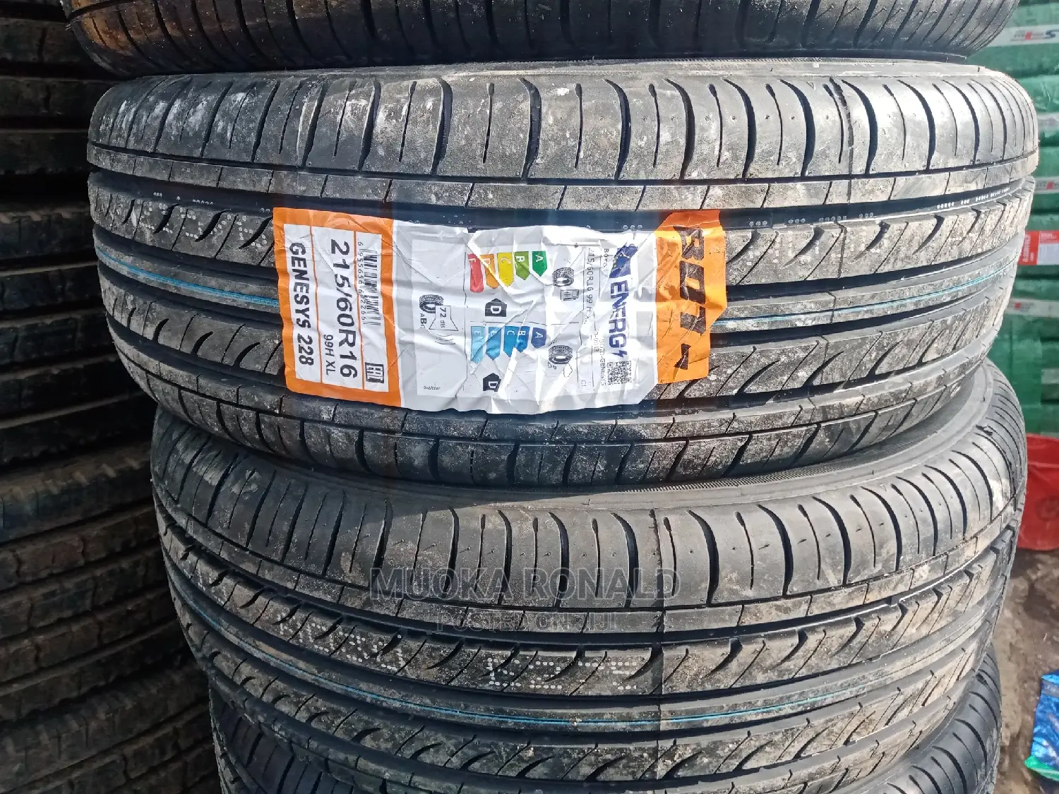 215/60R16 Boto Tyre