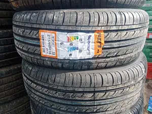 215/60R16 Boto Tyre