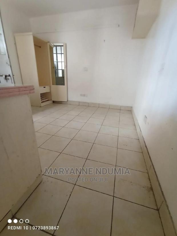 1bdrm Bedsitter in Nairobi West for Rent - thumbnail 3