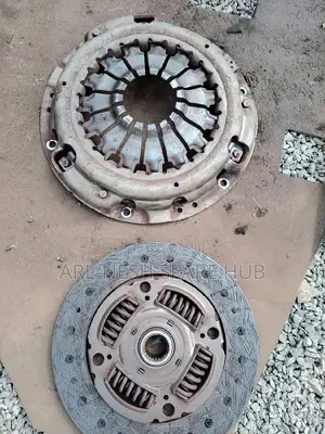 Pressure Plate and Clutch Disc Subaru