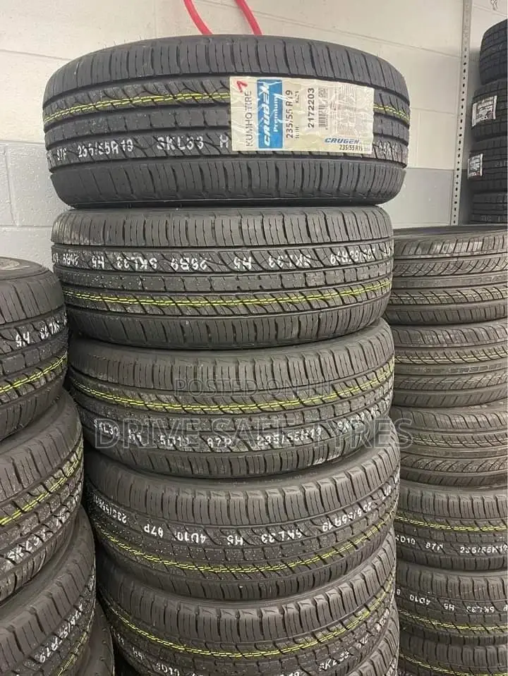 235/55 R19 Kumho Tyre( Korea)