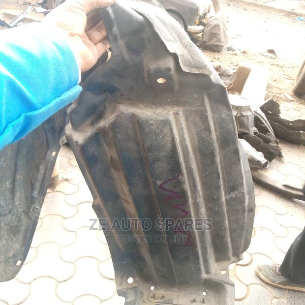 Toyota Raum Stone Guard