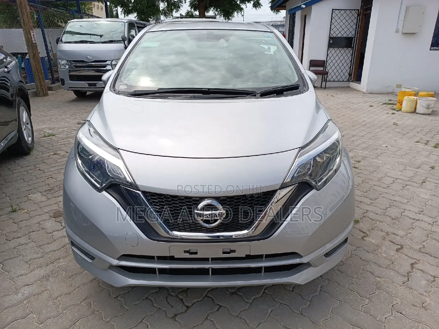 Nissan Note 2018 Silver