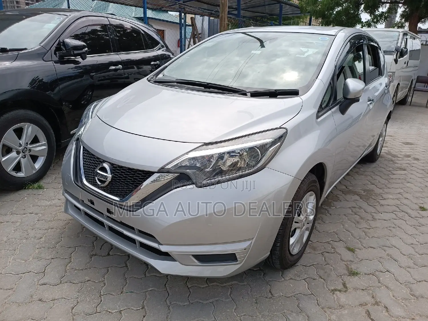 Nissan Note 2018 Silver