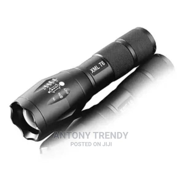 Portable XML T6 Flash Torch Light - main view