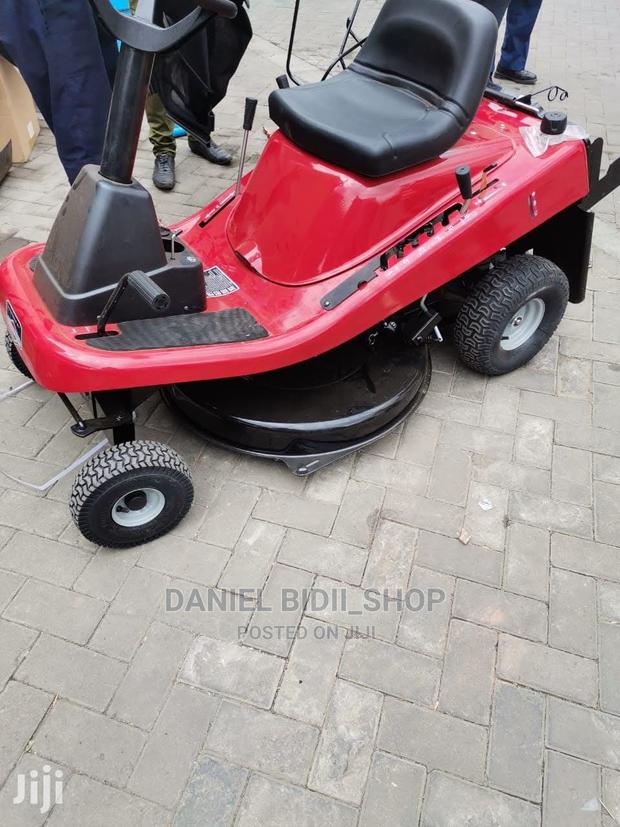 Ride On Lawn Mower - thumbnail 2
