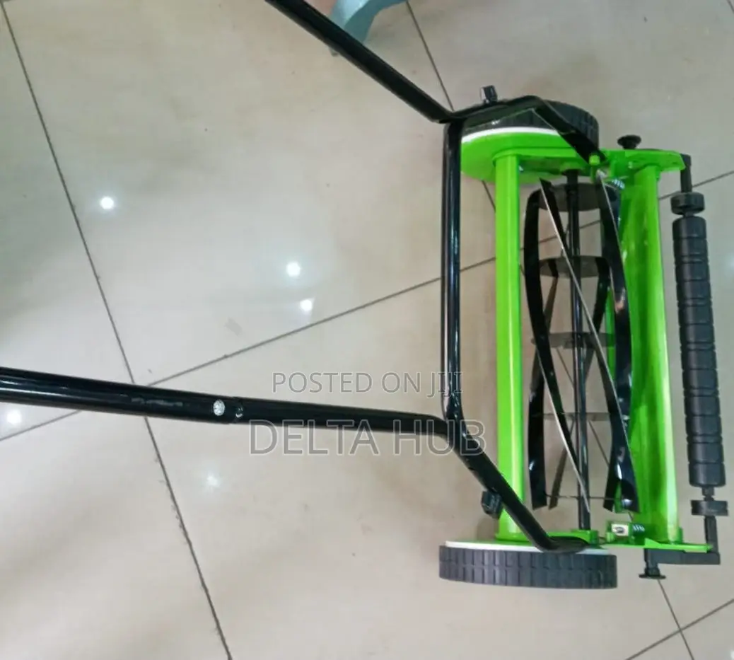 New Manual Lawn Mower